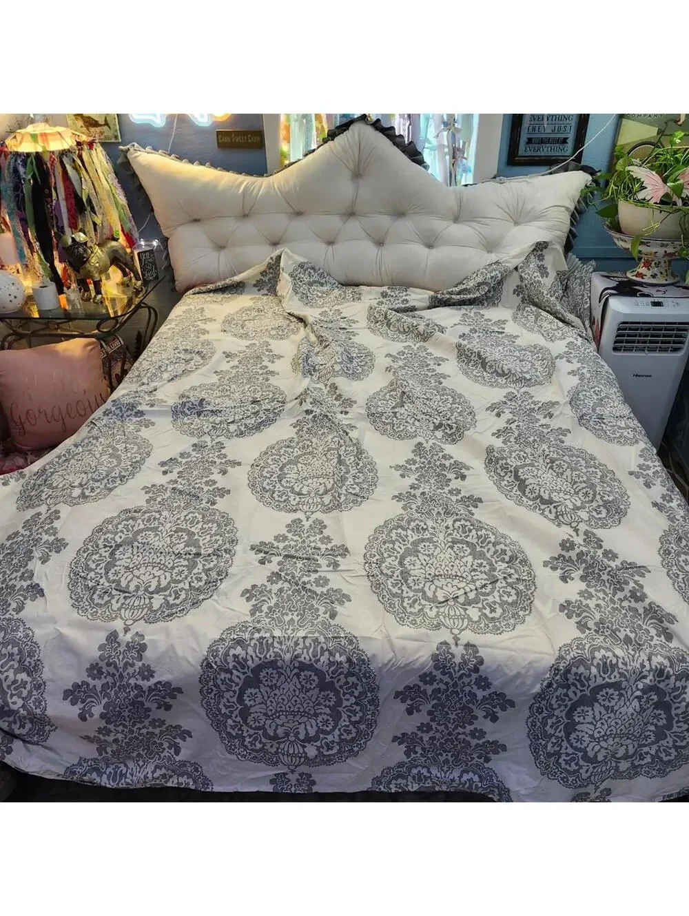 Elegant Gray and White Patterned Duvet Pottery Barn California King